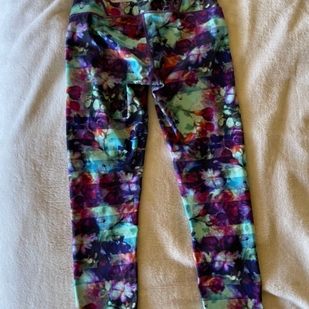 Athleta floral pattern legging